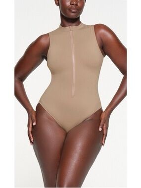 SKIMS Sleeveless Zip-Front Bodysuit (Desert)